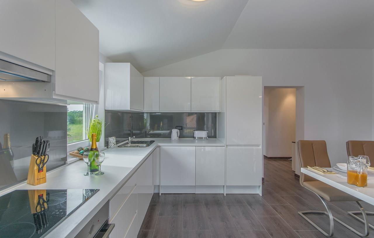 Silver Holiday House Vrvari ภายนอก รูปภาพ