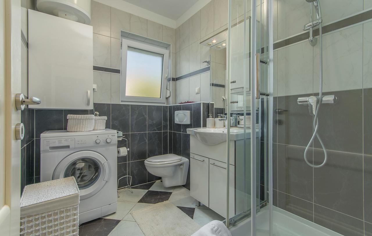 Silver Holiday House Vrvari ภายนอก รูปภาพ