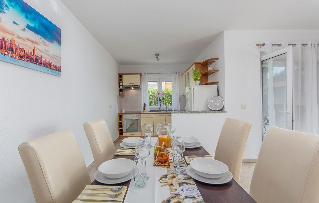 Silver Holiday House Vrvari ภายนอก รูปภาพ