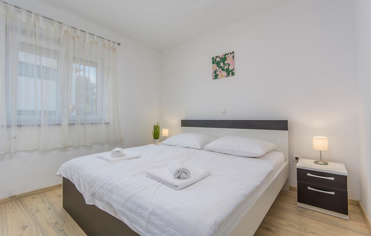 Silver Holiday House Vrvari ภายนอก รูปภาพ