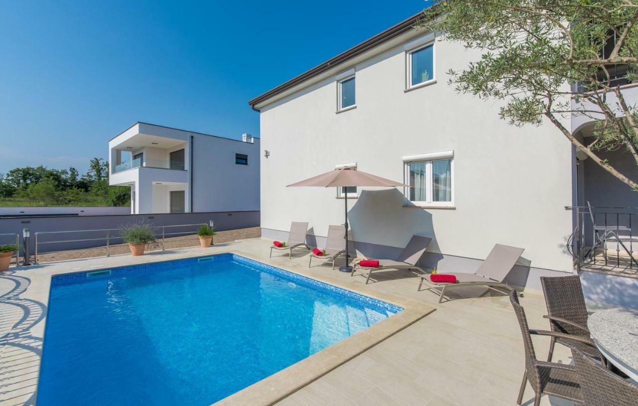 Silver Holiday House Vrvari ภายนอก รูปภาพ