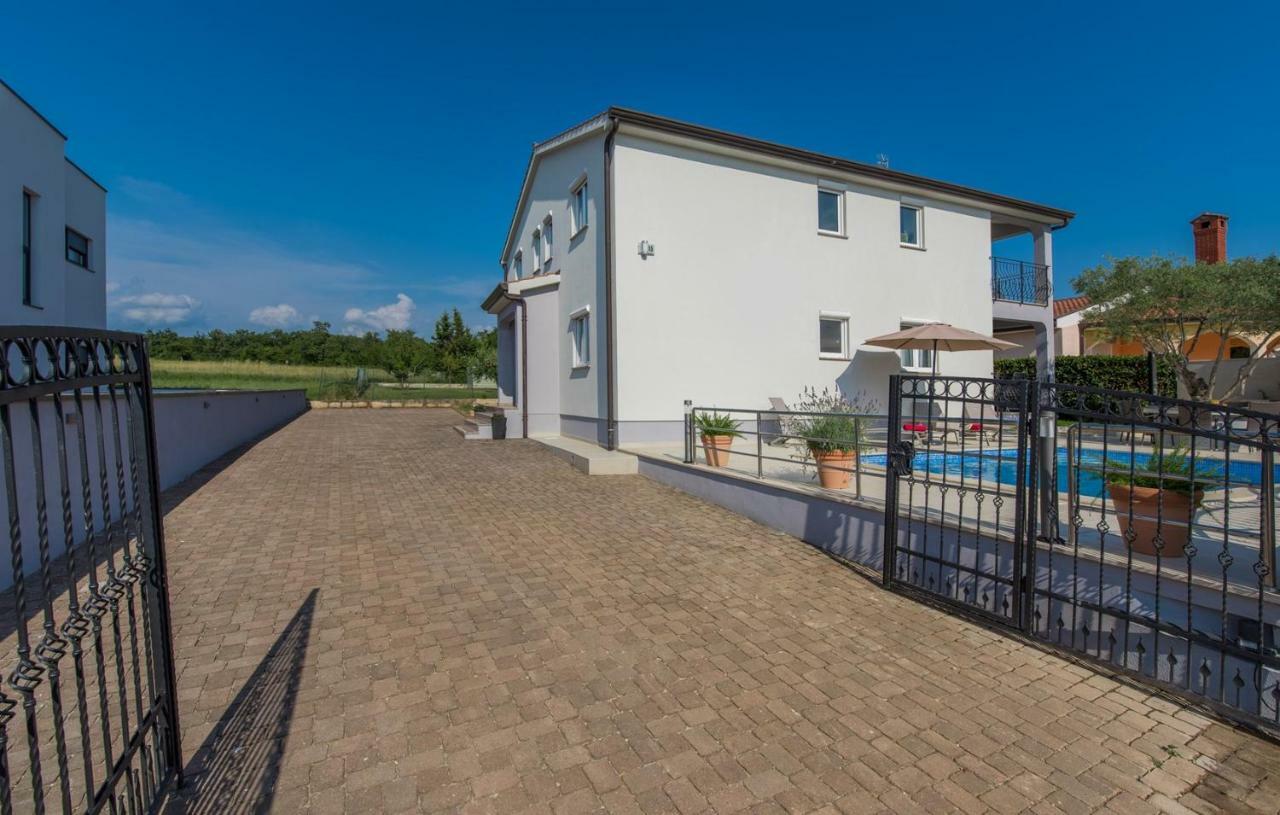 Silver Holiday House Vrvari ภายนอก รูปภาพ